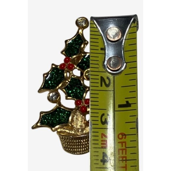 Avon Vintage Gold Tone Christmas Tree Brooch Pin With Green Red Enamel Accents - Picture 4 of 8